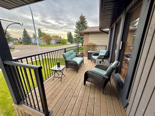 711 10 Avenue Se, High River, AB 