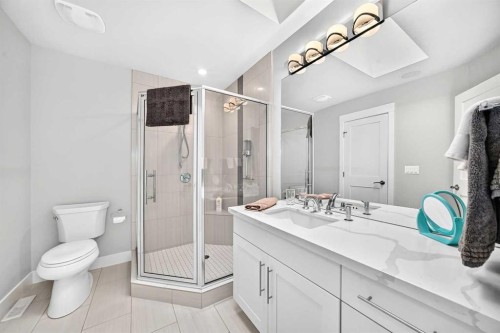 4117 16A Street Sw, Calgary, AB 
