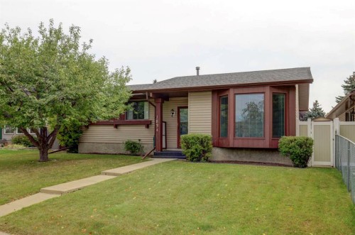 1834 Summerfield Boulevard Se, Airdrie, AB 