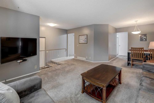 1834 Summerfield Boulevard Se, Airdrie, AB 