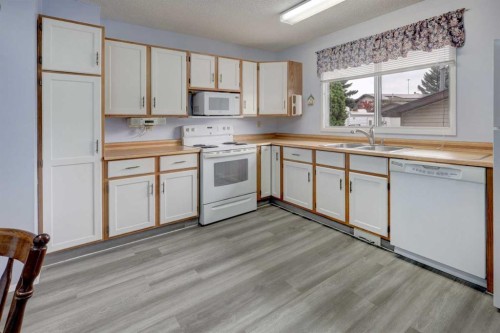 1834 Summerfield Boulevard Se, Airdrie, AB 