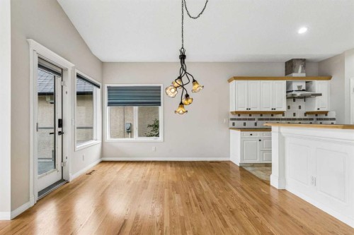 134 Valley Glen Heights Nw, Calgary, AB 