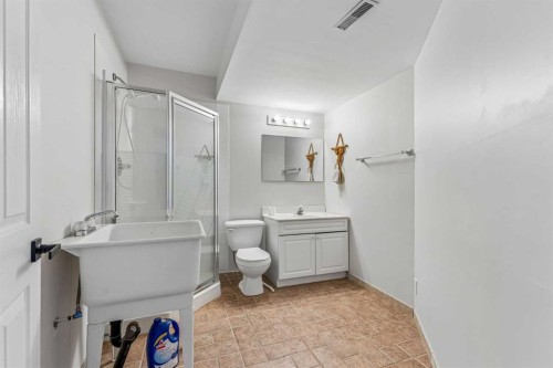 134 Valley Glen Heights Nw, Calgary, AB 