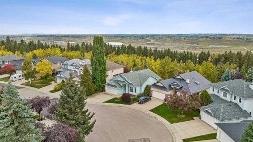 134 Valley Glen Heights Nw, Calgary, AB 
