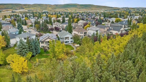 134 Valley Glen Heights Nw, Calgary, AB 