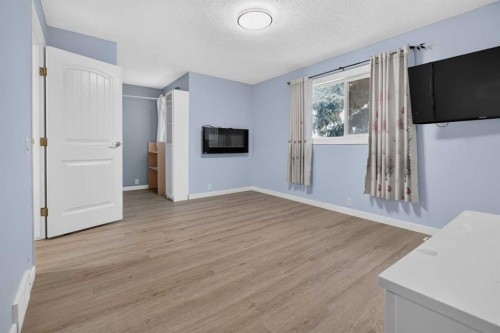 37 Erin Croft Crescent Se, Calgary, AB 