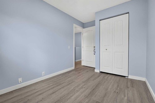 37 Erin Croft Crescent Se, Calgary, AB 