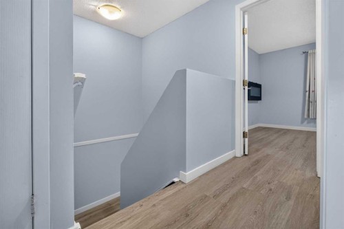 37 Erin Croft Crescent Se, Calgary, AB 