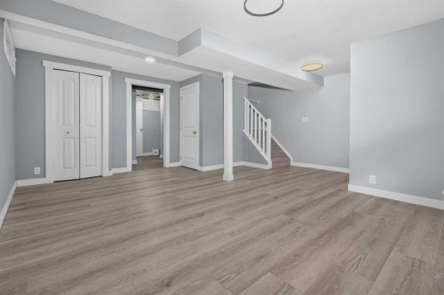 37 Erin Croft Crescent Se, Calgary, AB 