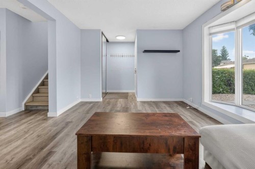 37 Erin Croft Crescent Se, Calgary, AB 