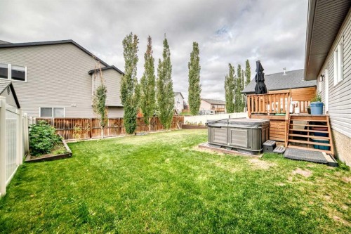 11 Bondar Gate, Carstairs, AB 