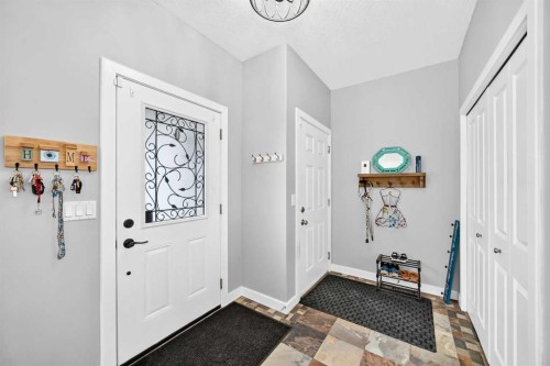 11 Bondar Gate, Carstairs, AB 