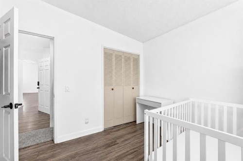 5608 Pensacola Crescent Se, Calgary, AB 