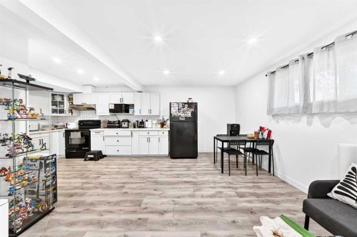 5608 Pensacola Crescent Se, Calgary, AB 