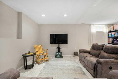 1204-720 Willowbrook Road Nw, Airdrie, AB 