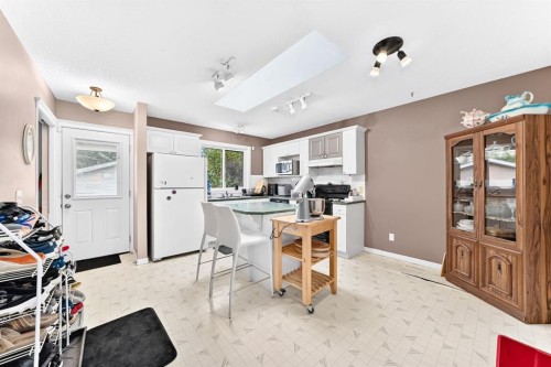 74 Cimarron Drive, Okotoks, AB 