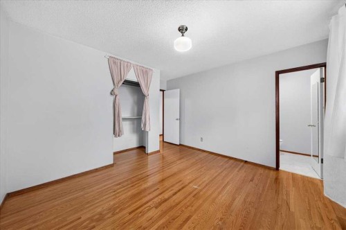 4831 48 Street Nw, Calgary, AB 