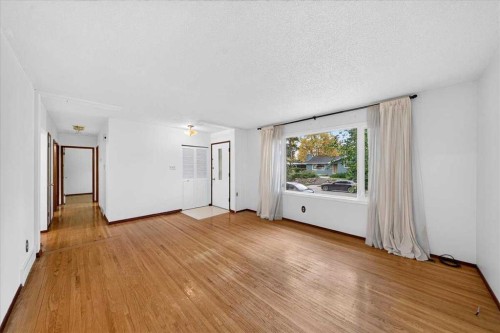 4831 48 Street Nw, Calgary, AB 