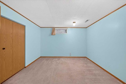 4831 48 Street Nw, Calgary, AB 