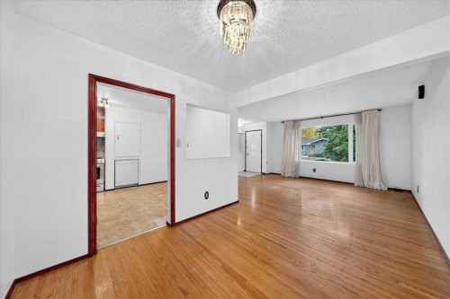 4831 48 Street Nw, Calgary, AB 