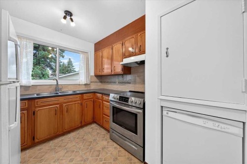 4831 48 Street Nw, Calgary, AB 