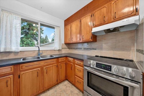 4831 48 Street Nw, Calgary, AB 