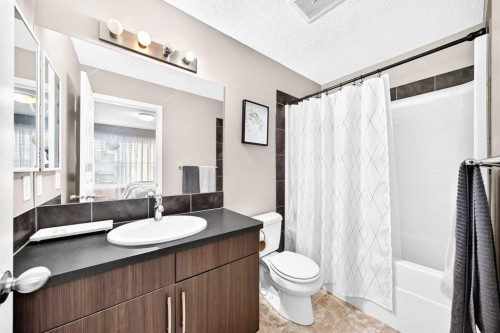 1046 New Brighton Park Se, Calgary, AB 