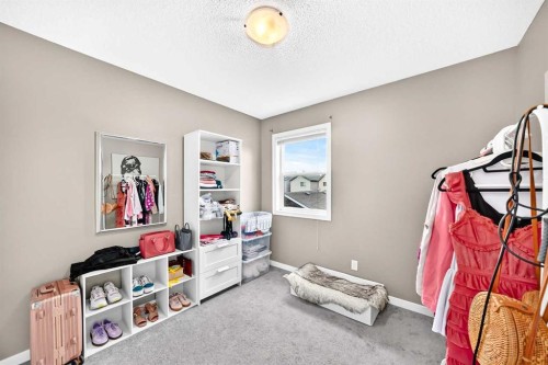 1046 New Brighton Park Se, Calgary, AB 