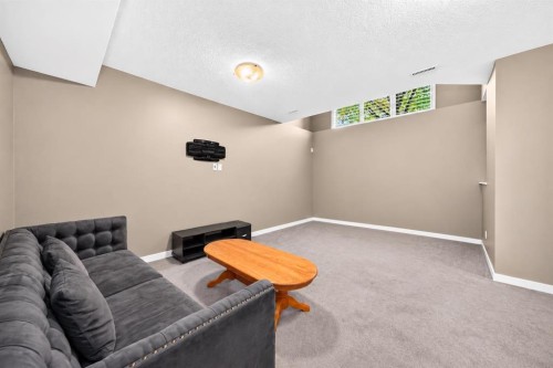 1046 New Brighton Park Se, Calgary, AB 
