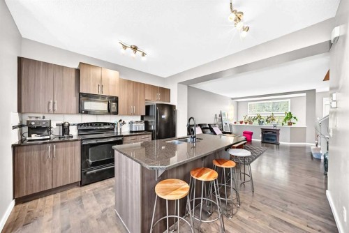 1046 New Brighton Park Se, Calgary, AB 