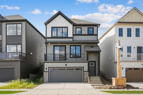 9 Wild Rose Bay SW Airdrie, AB T4B 5X8