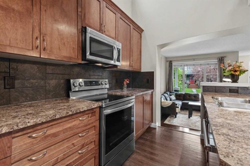 300 New Brighton Landing Se, Calgary, AB 