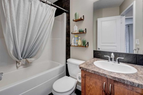 300 New Brighton Landing Se, Calgary, AB 