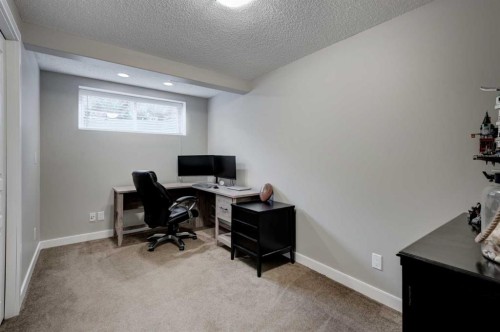 300 New Brighton Landing Se, Calgary, AB 