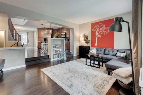 300 New Brighton Landing Se, Calgary, AB 