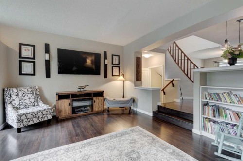 300 New Brighton Landing Se, Calgary, AB 