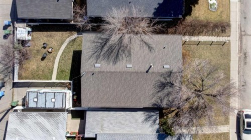 99 Dovercliffe Way Se, Calgary, AB 