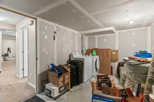 10 Nolanfield Heights Nw, Calgary, AB - Indoor Photo Showing Laundry Room