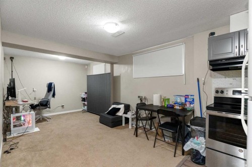 10 Nolanfield Heights Nw, Calgary, AB - Indoor