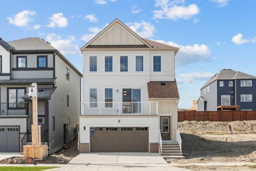 13 Wild Rose Bay SW Airdrie, AB T4B 5X8