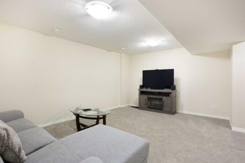 126 Williamstown Park Nw, Airdrie, AB 