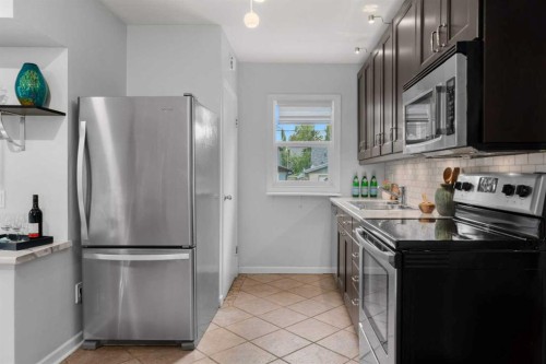 239 24 Avenue Ne, Calgary, AB 