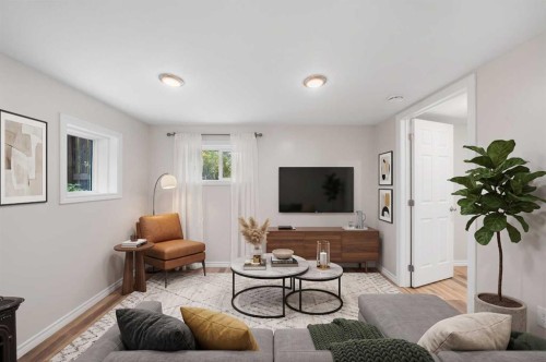 239 24 Avenue Ne, Calgary, AB 