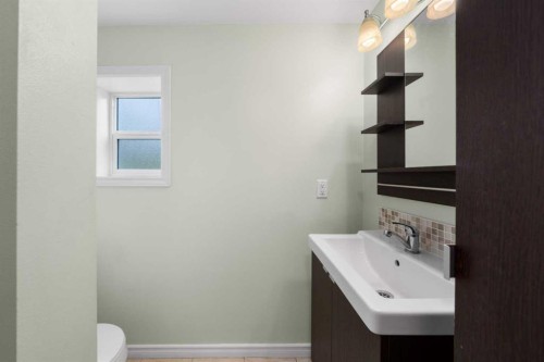 239 24 Avenue Ne, Calgary, AB 
