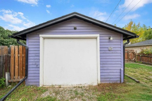 239 24 Avenue Ne, Calgary, AB 