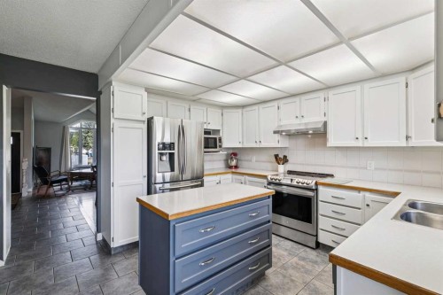 117 Hawkbury Close Nw, Calgary, AB 