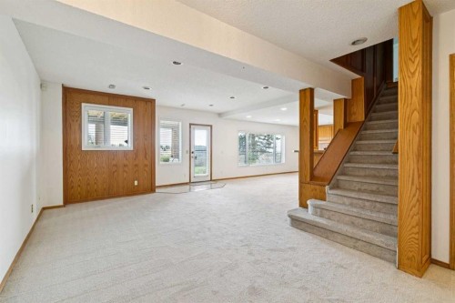 117 Hawkbury Close Nw, Calgary, AB 