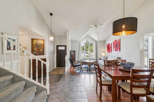 117 Hawkbury Close Nw, Calgary, AB 