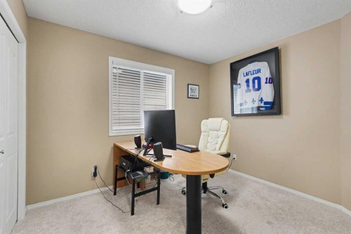 10 Cranfield Park Se, Calgary, AB 