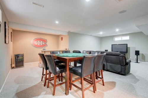 10 Cranfield Park Se, Calgary, AB 